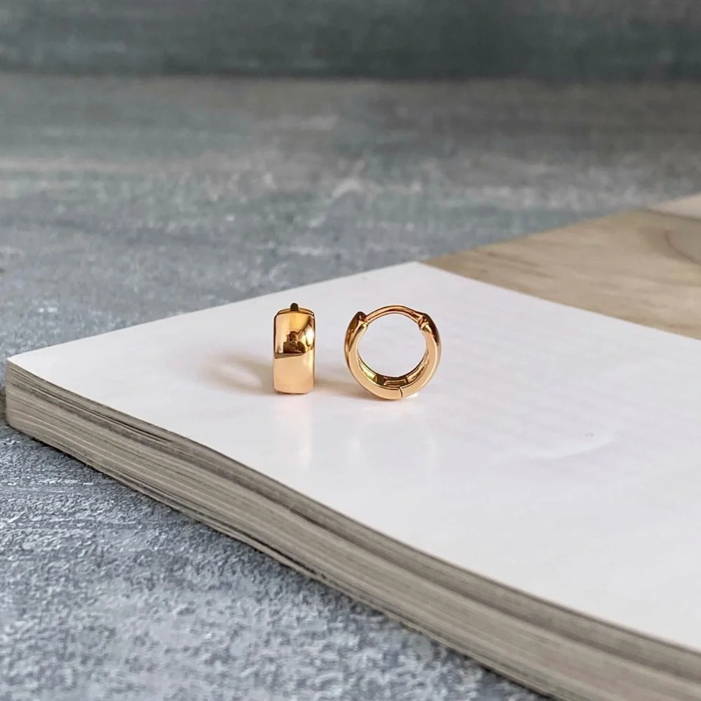 Thick Hoop Earrings 18k Gold Tiny Luxury Jewelry - Picture 2 of 5